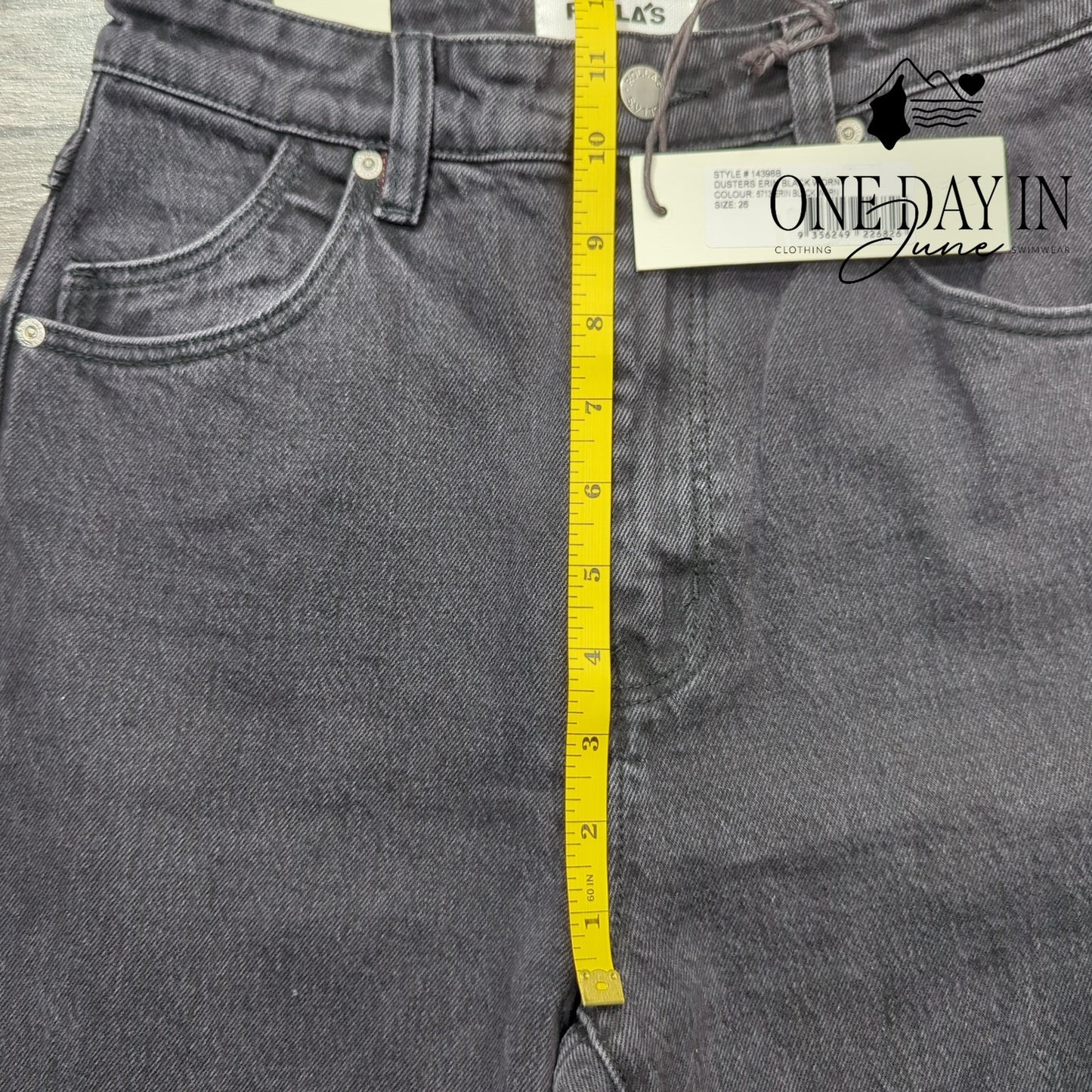 Rolla's Erin Dusters High Rise Slim Distressed Jeans Size 2 (26)