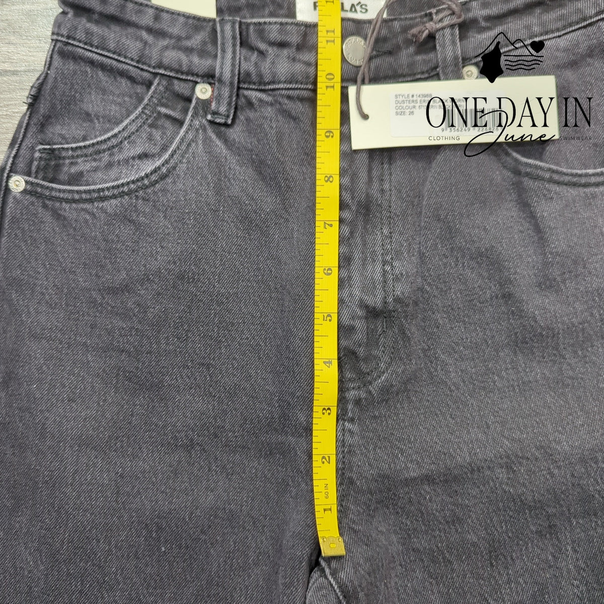 Rolla's Erin Dusters High Rise Slim Distressed Jeans Black NWT Size 2 (26)