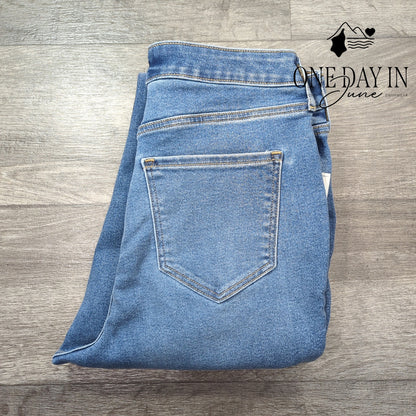 Old Navy Extra High Rise Rockstar Super Skinny Jeans Size 10