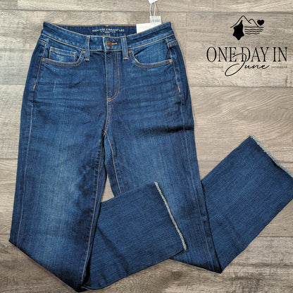 Chico's High Rise Straight Leg Jeans Size Chico's 00T (2T)