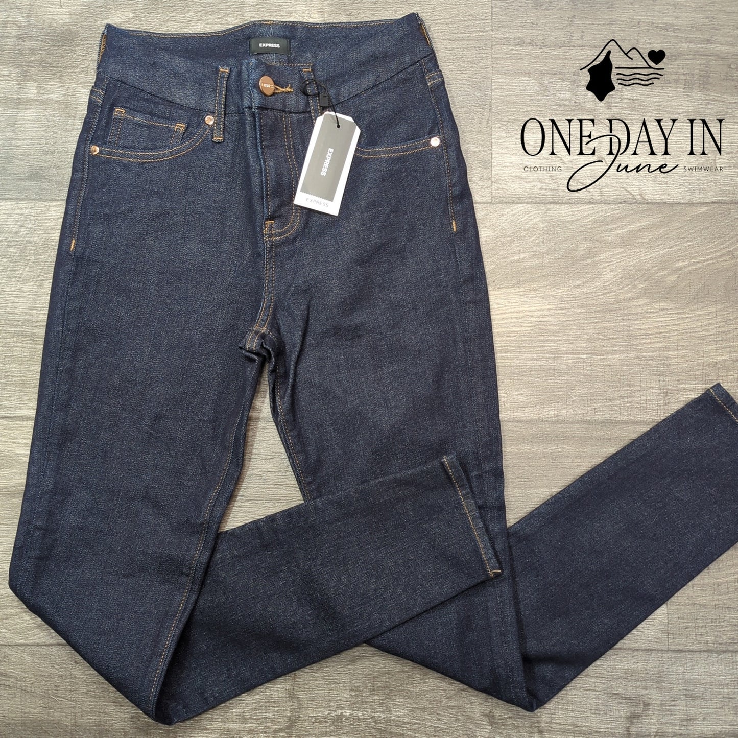 Express Skinny Mid Rise Ultra Hyper Flex Jeans Size S
