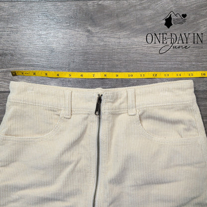 American Eagle Outfitters Corduroy Zip Mini Skirt Size 6