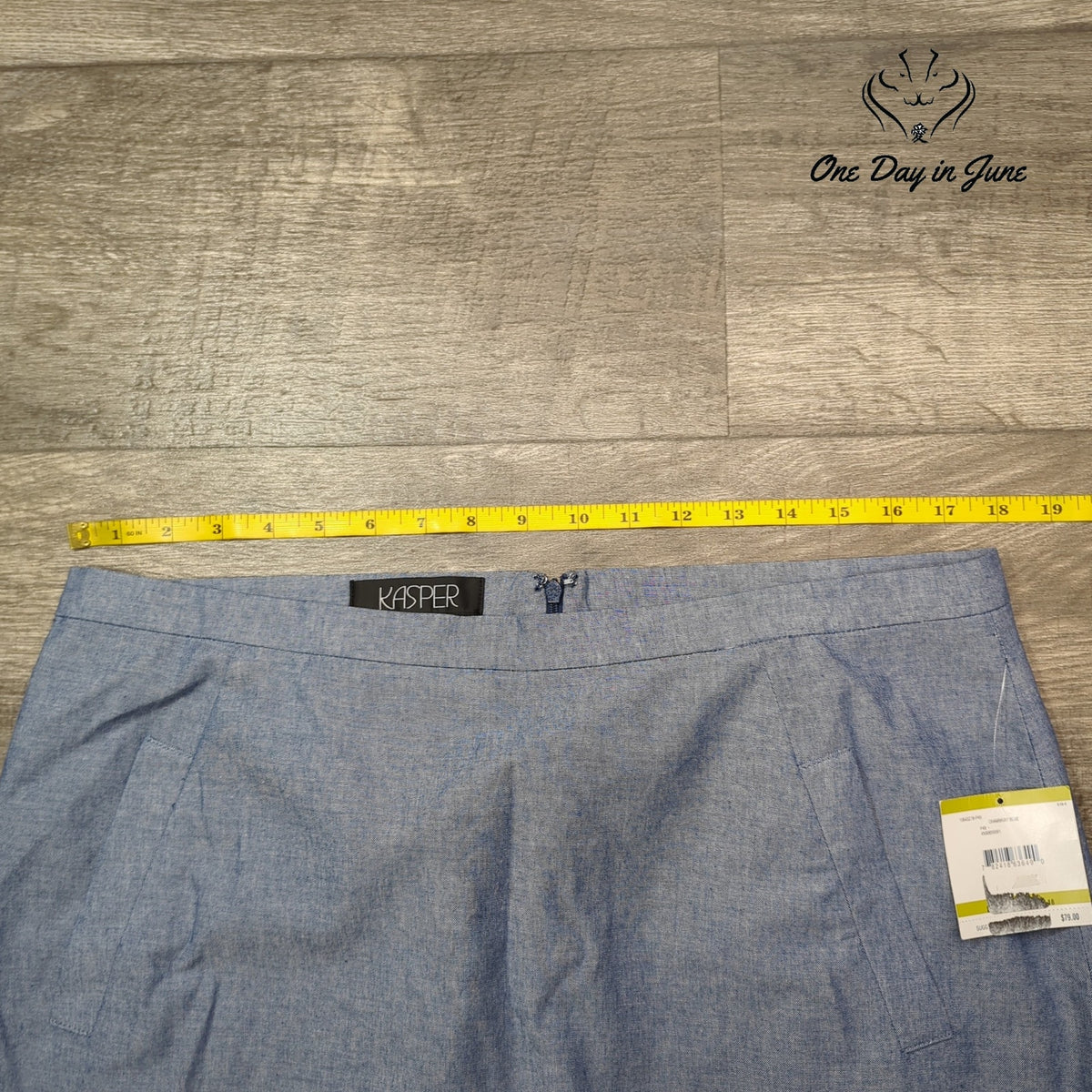Kasper Chambray Blue Lined Short Skirt NWT MSRP $79 Size 14