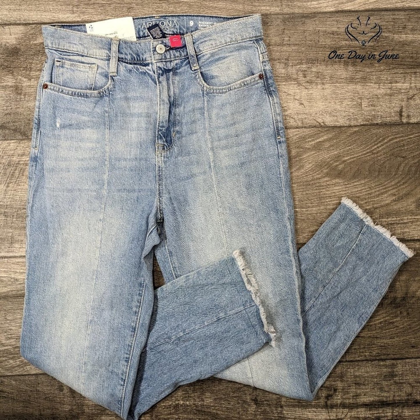 Arizona Jean Co. Juniors Highest Rise Skinny Straight Jeans Size 9