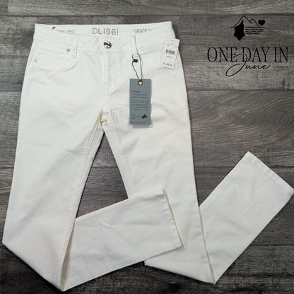DL1961 Grace High Rise Straight Jeans Milk White 4-Way Stretch NWT Size 2 (26)