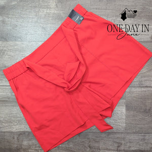 New York & Company 7th Avenue Shorts Red 4" Stretch Tie Waist NWT Size XL