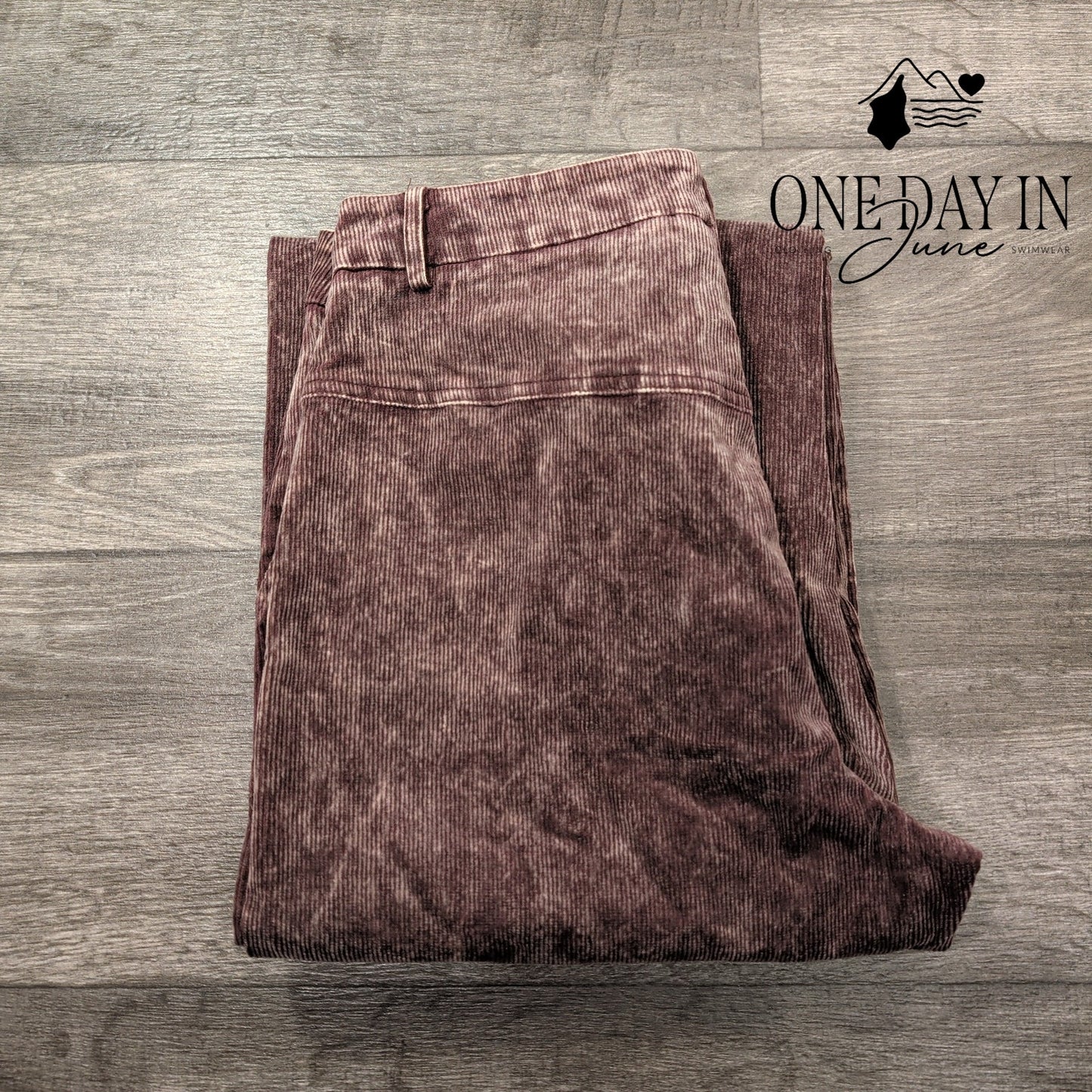 Mystree Ridgeway Corduroy Pants Size M