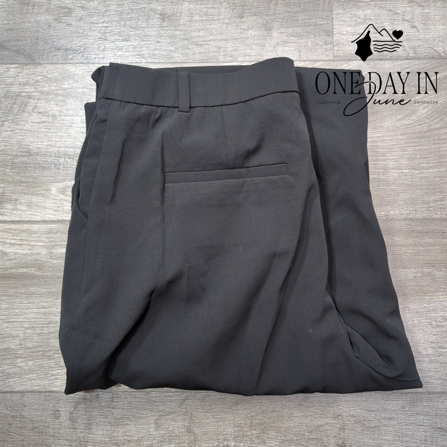 New York & Company Plus Size STraight Leg Dress Pants Size 18