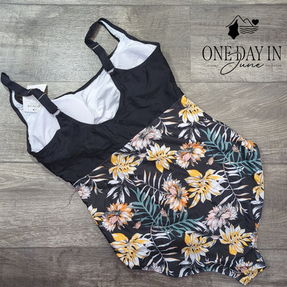 Eomenie Cut Out One Piece Swimsuit Size XL