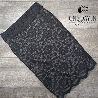 Maurices Lace Layered Pencil Skirt Size XS