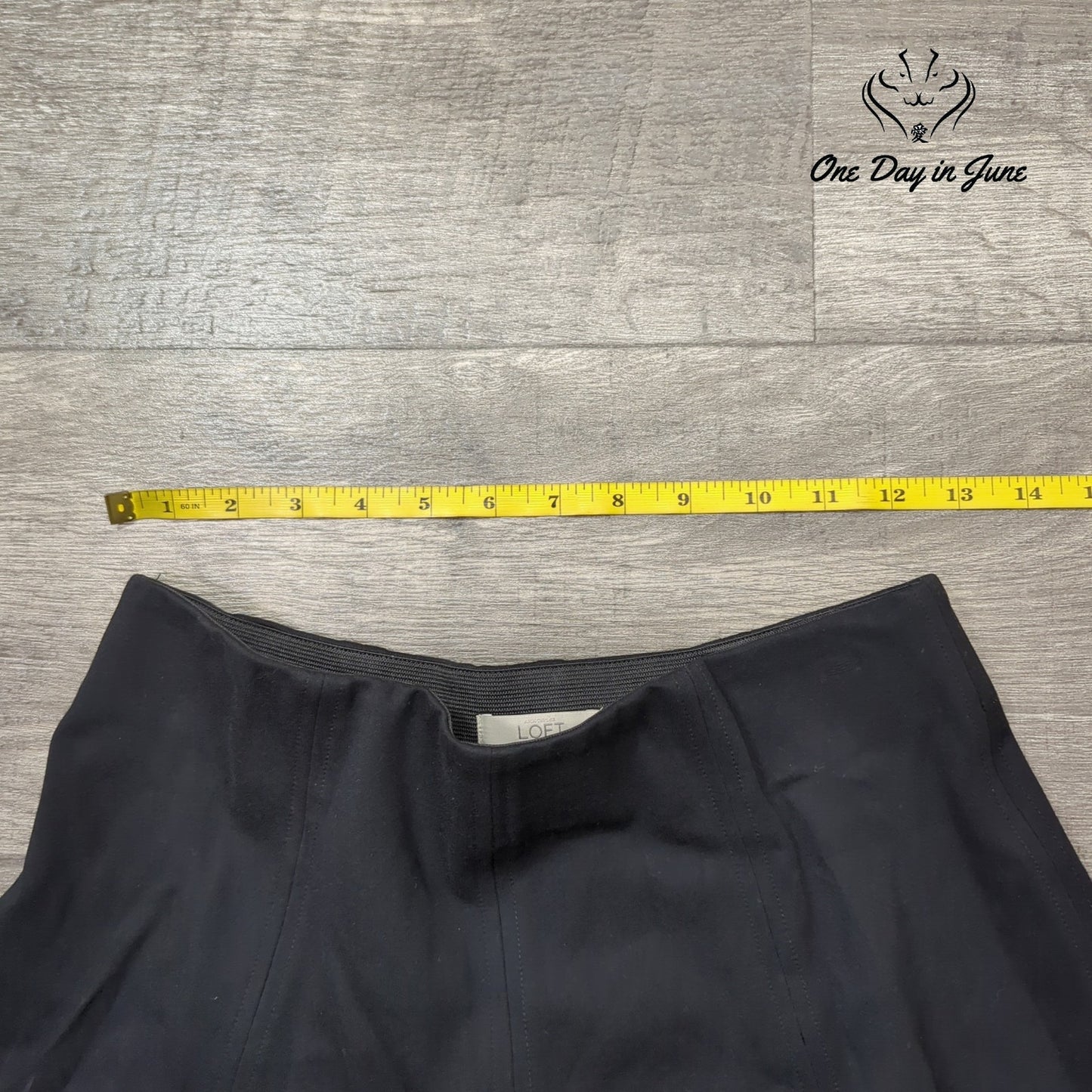 Loft Pull On Mini Skirt Size S