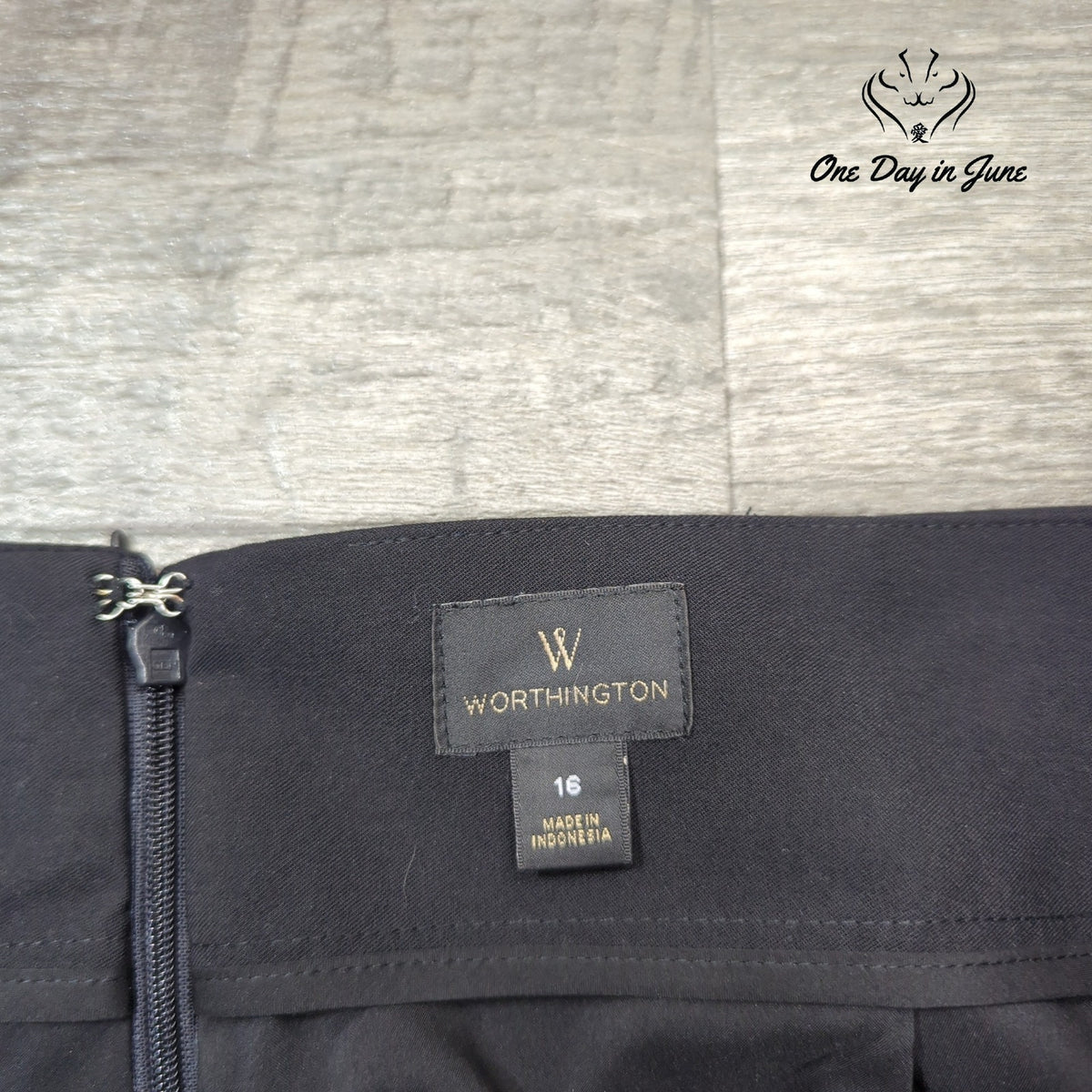 Worthington Pencil Skirt Black Lined Career Work Office NWT Size 16