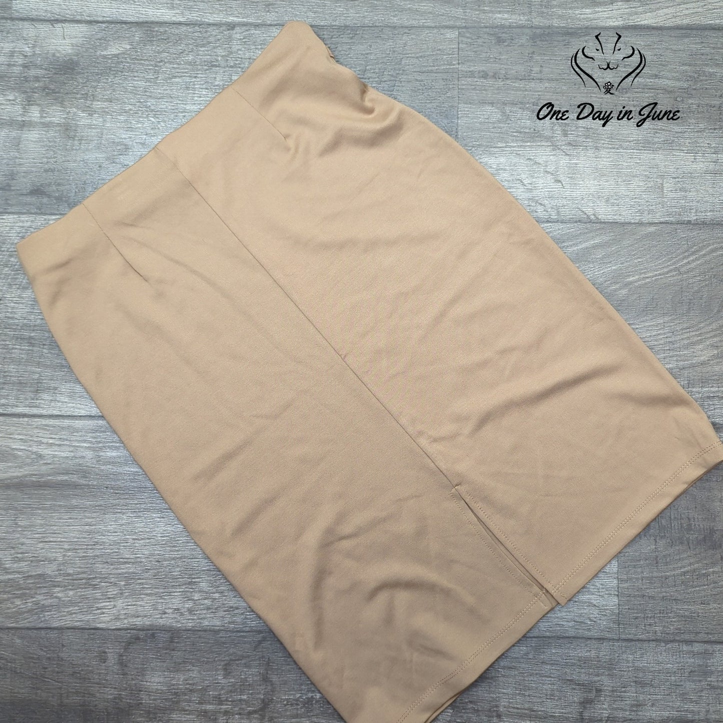 Retrology Pencil Skirt Size M