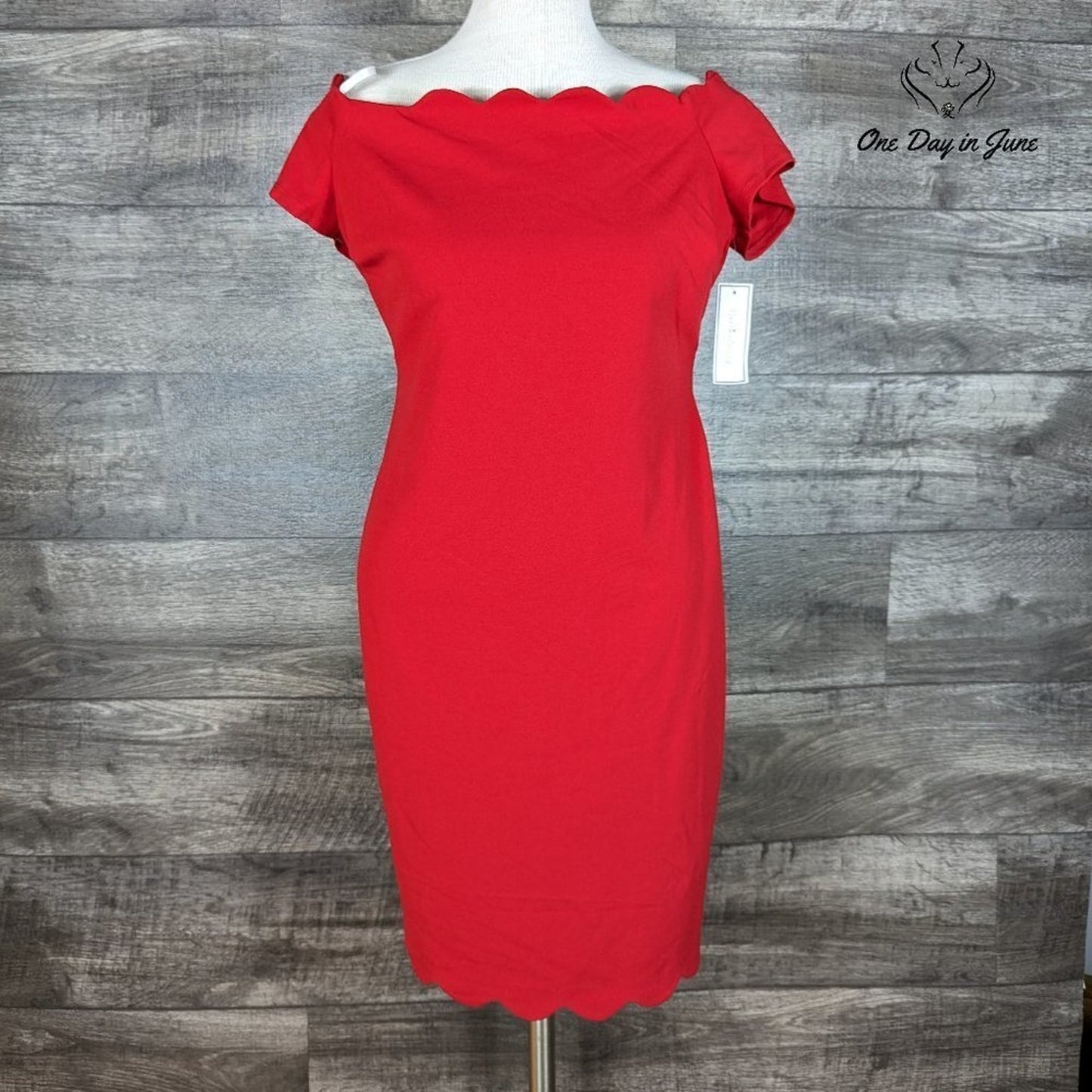 Premier Amour Off Shoulder Scallop Edge Mini Dress Size 14