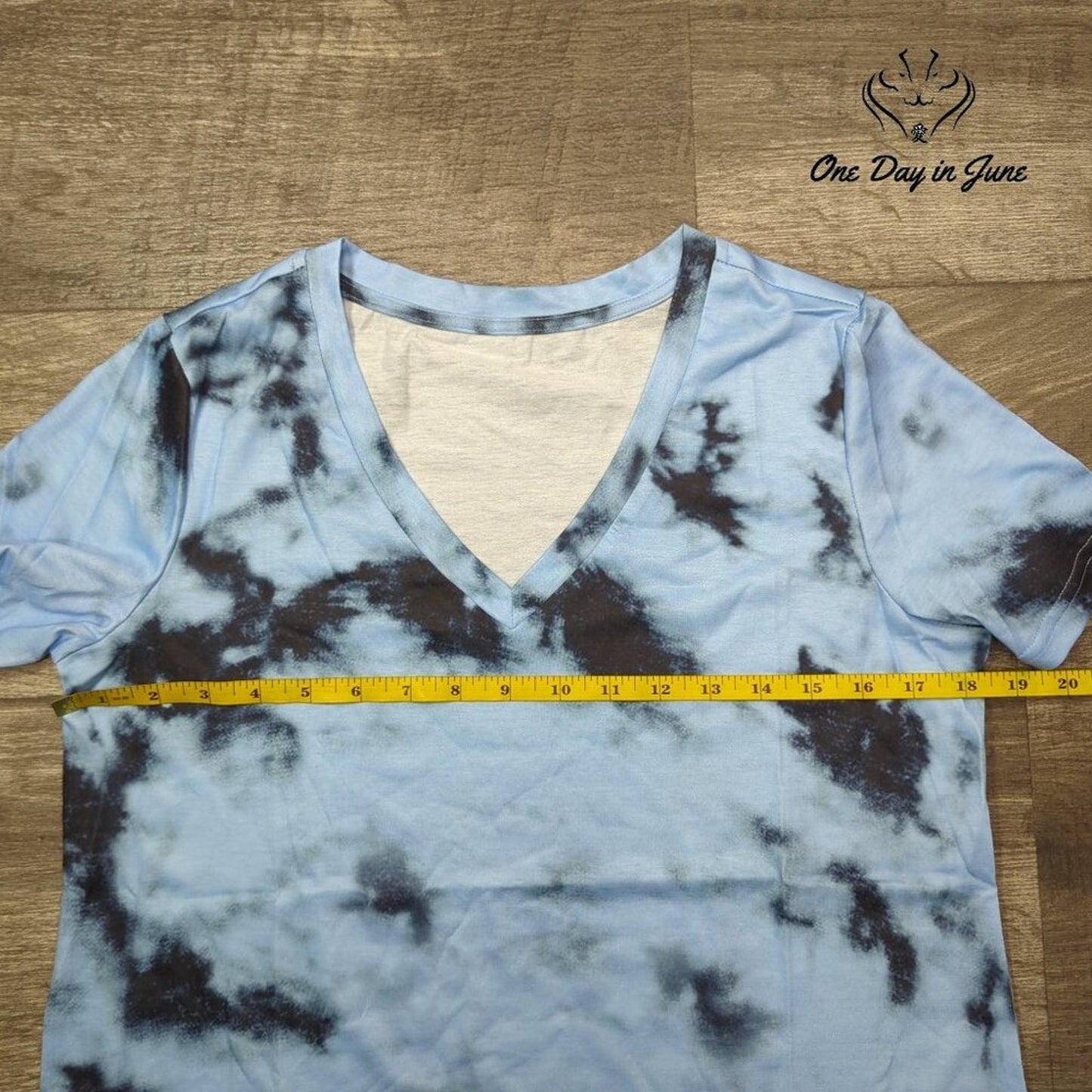Amzbrly V Neck Tie Dye Tee Size S