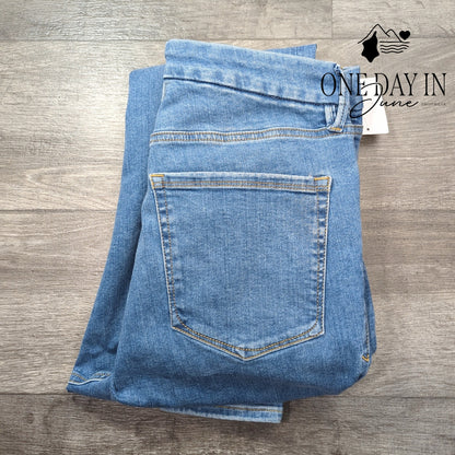 Good American Always Fits Good Legs Skinny Jeans NWT $155 Blue Size 14