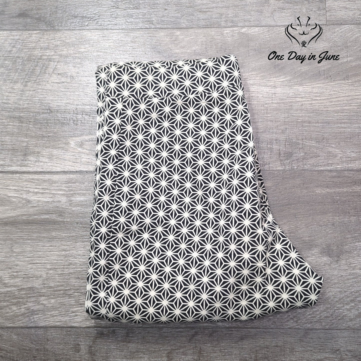 D. Exterior Pull On Ankle Pants Size 10
