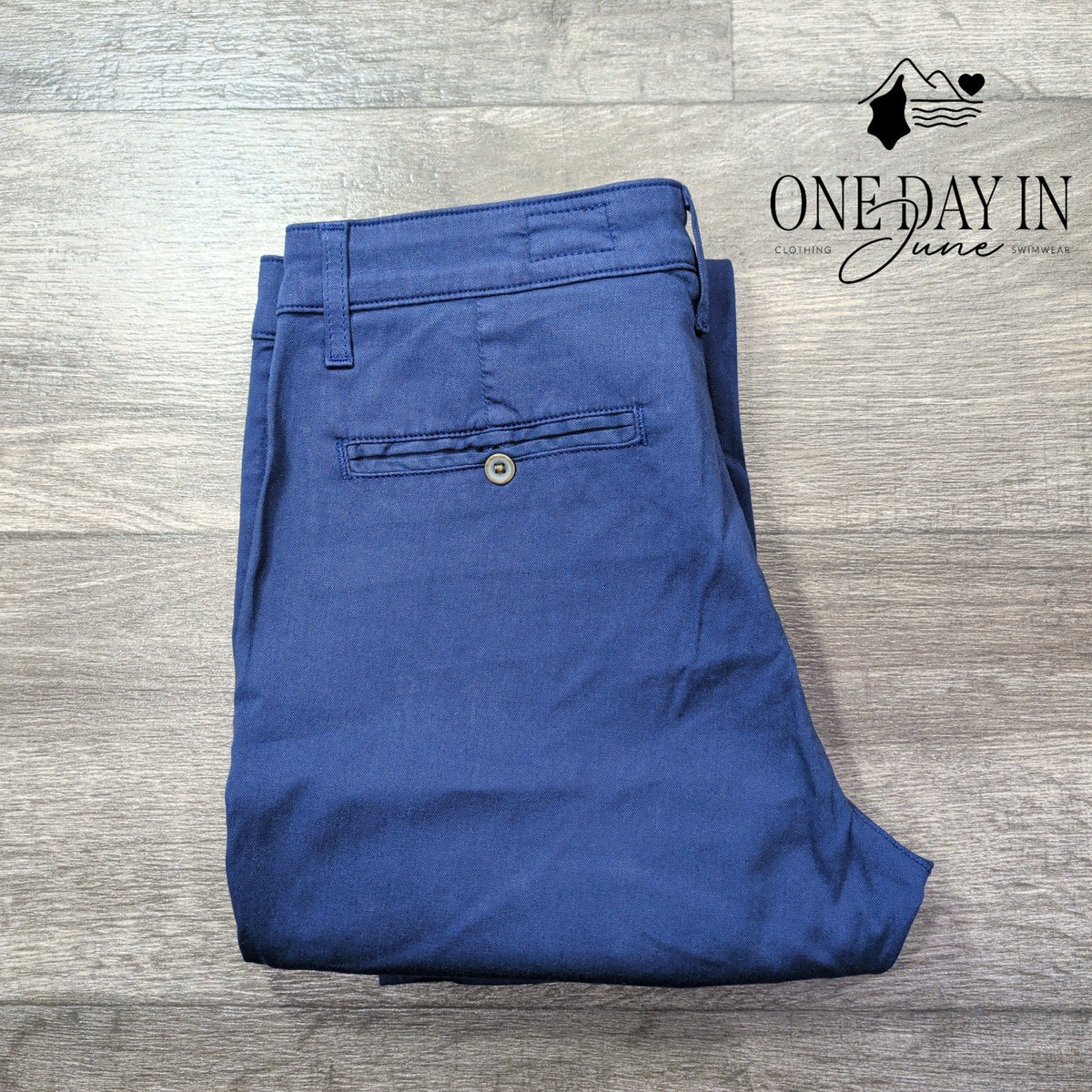 AG Adriano Goldschmied The Tristan Tailored Trouser Pants Blue NWT Size 4 (27)