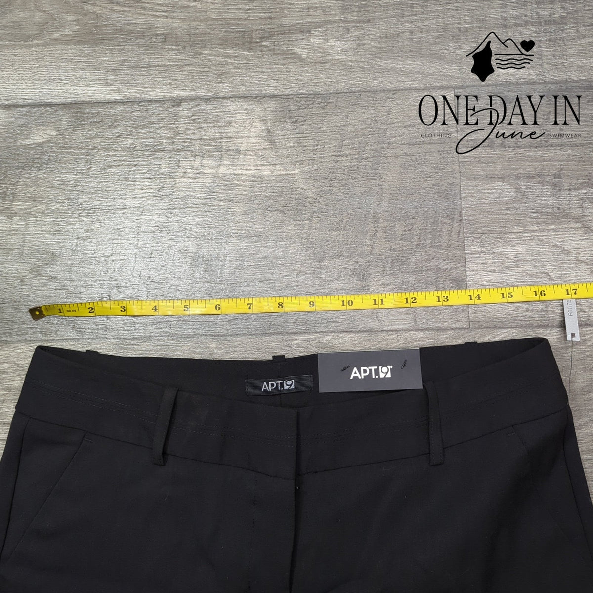 Apt. 9 Mid Rise Straight Leg Dress Pants Black NWT Petite Size 8P