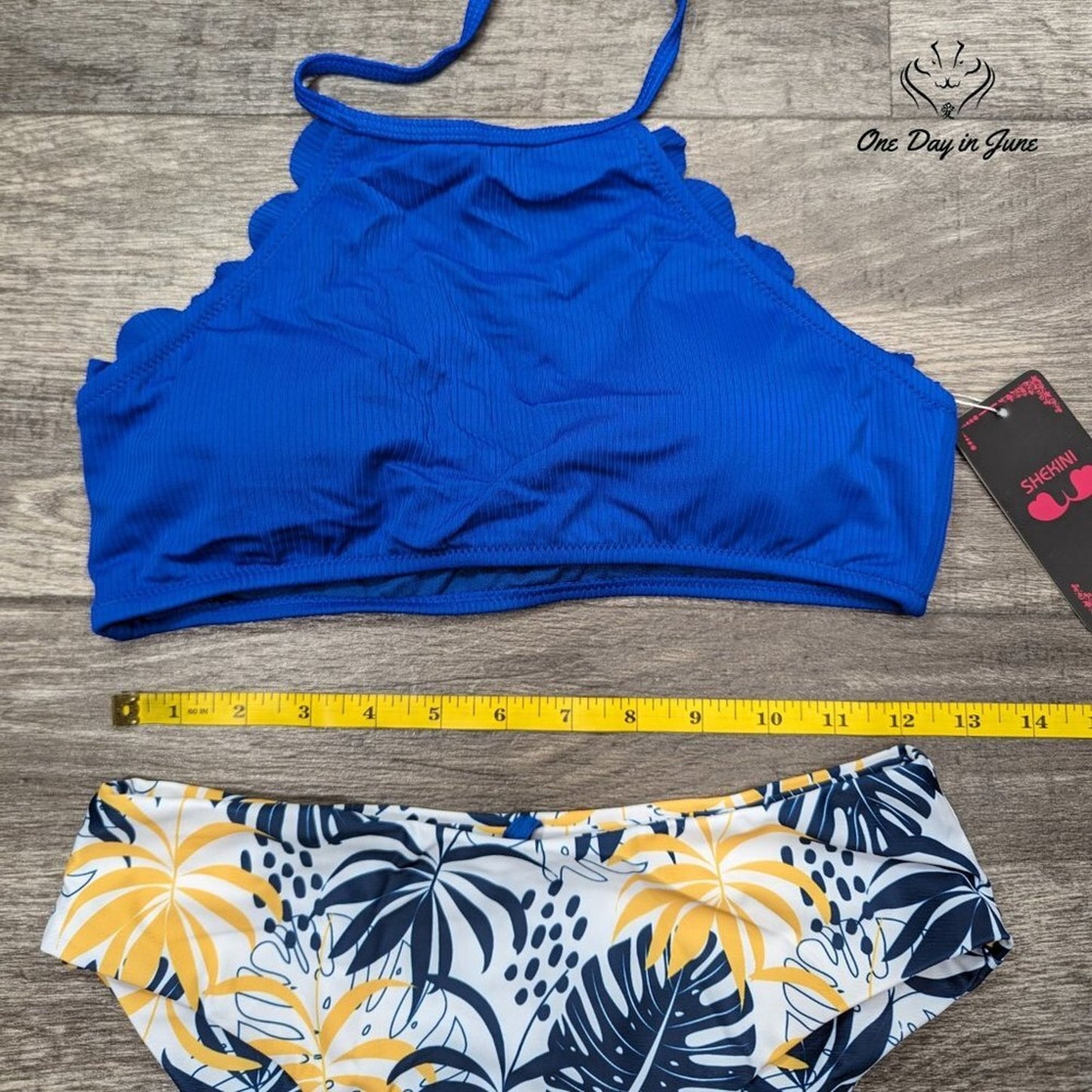 Shekini High Neck Halter Scallop Bikini Swimsuit Size S