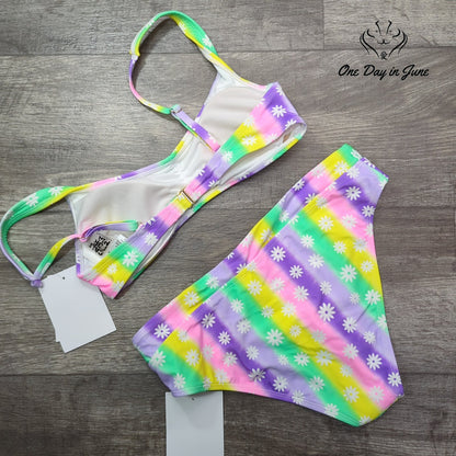 California Sunshine Floral Bandeau Bikini Set Pastel Daisy Print NWT Size M