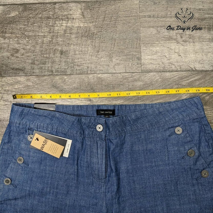 The Limited Chambray Tailored Shorts Size 16