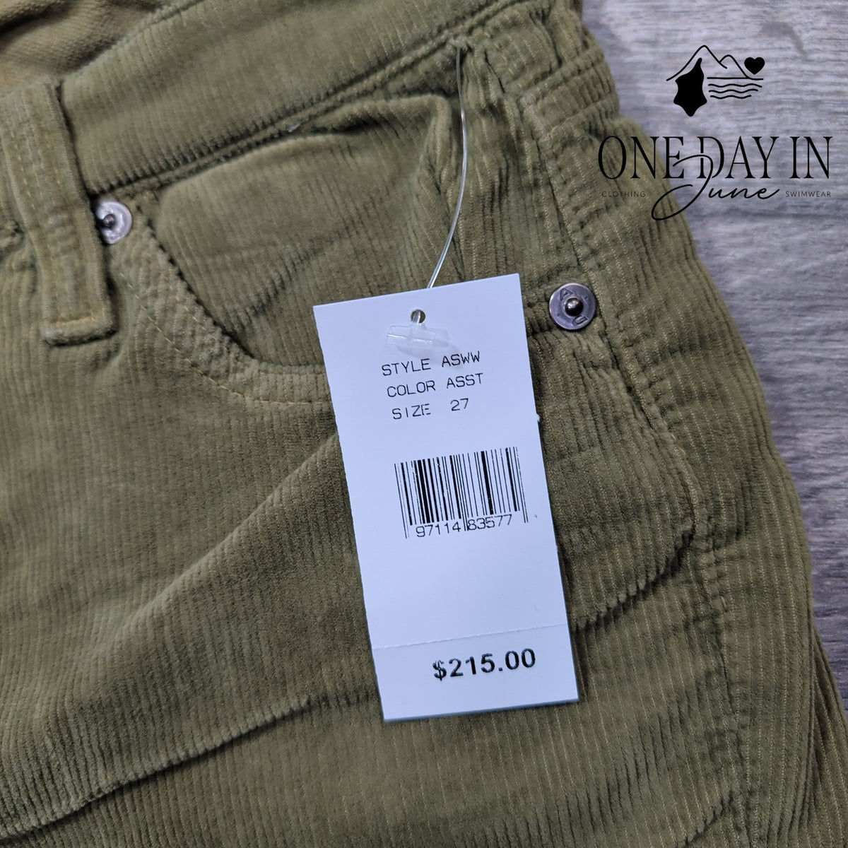 AG Adriano Goldschmied The Mari High Rise Straight Corduroy Olive NWT Size 4