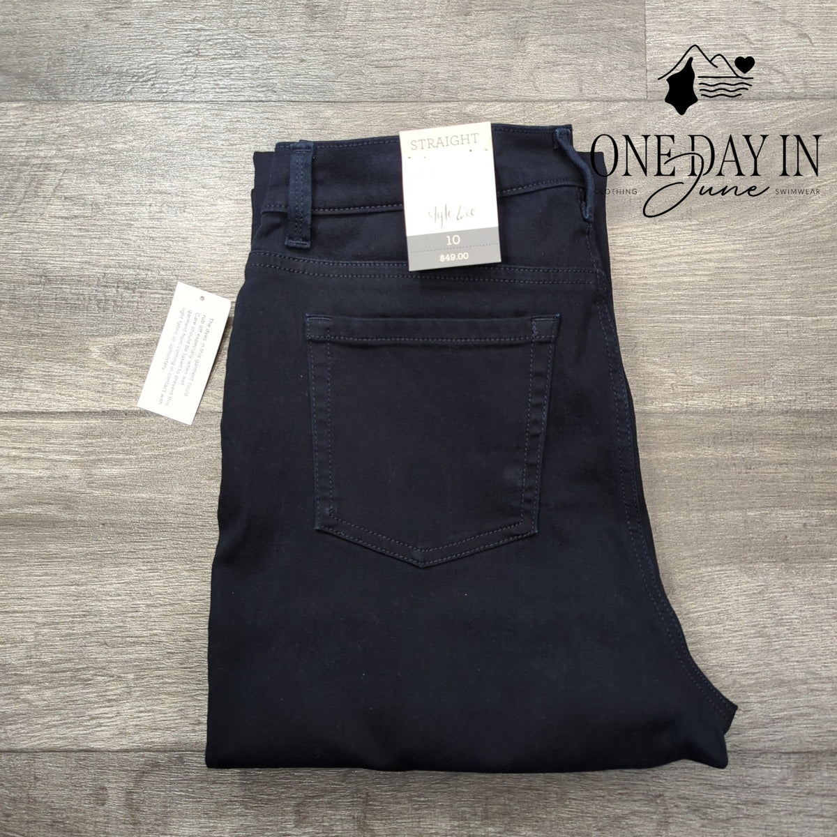 Style & Co Mid Rise Straight Leg Jeans Dark Navy Blue NWT Size 10