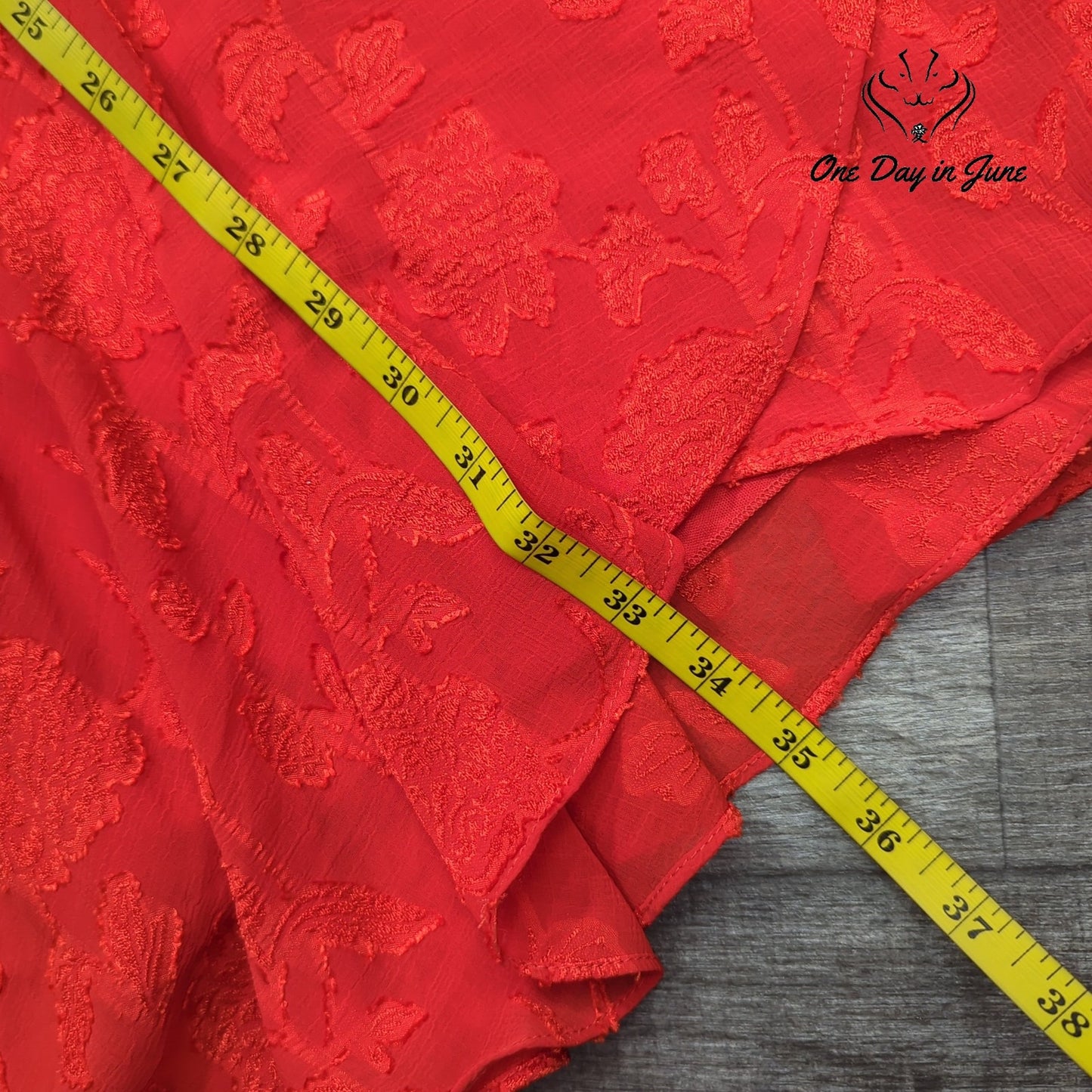 Premier Amour Sleeveless V Neck Mini Dress Size 8