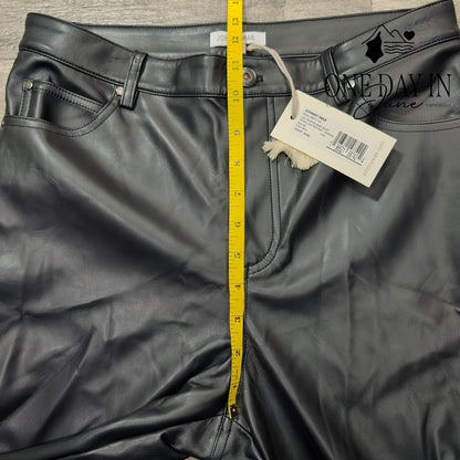 Johnny Was The Cropped Baby Boot Faux Leather Pants Size 6 (28)