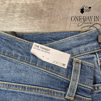 Joe's Jeans The Twiggy Tall High Rise Skinny Jeans Size 30 (10T)