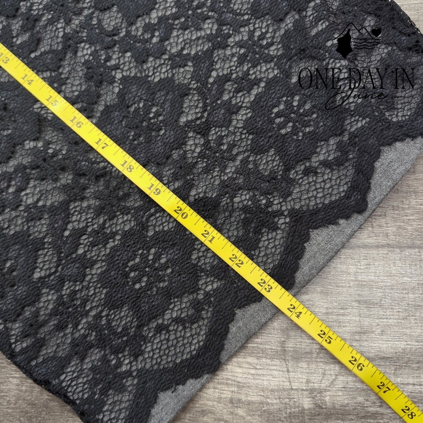 Maurices Lace Layered Pencil Skirt Size XS