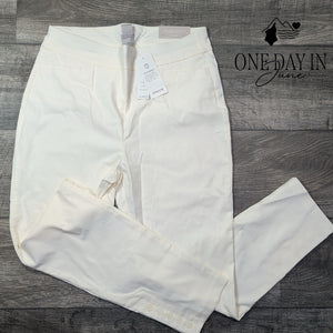 Chico's So Slimming Brigitte Slim Leg Crop Pants White NWT Size Chico's 1.5 (10)