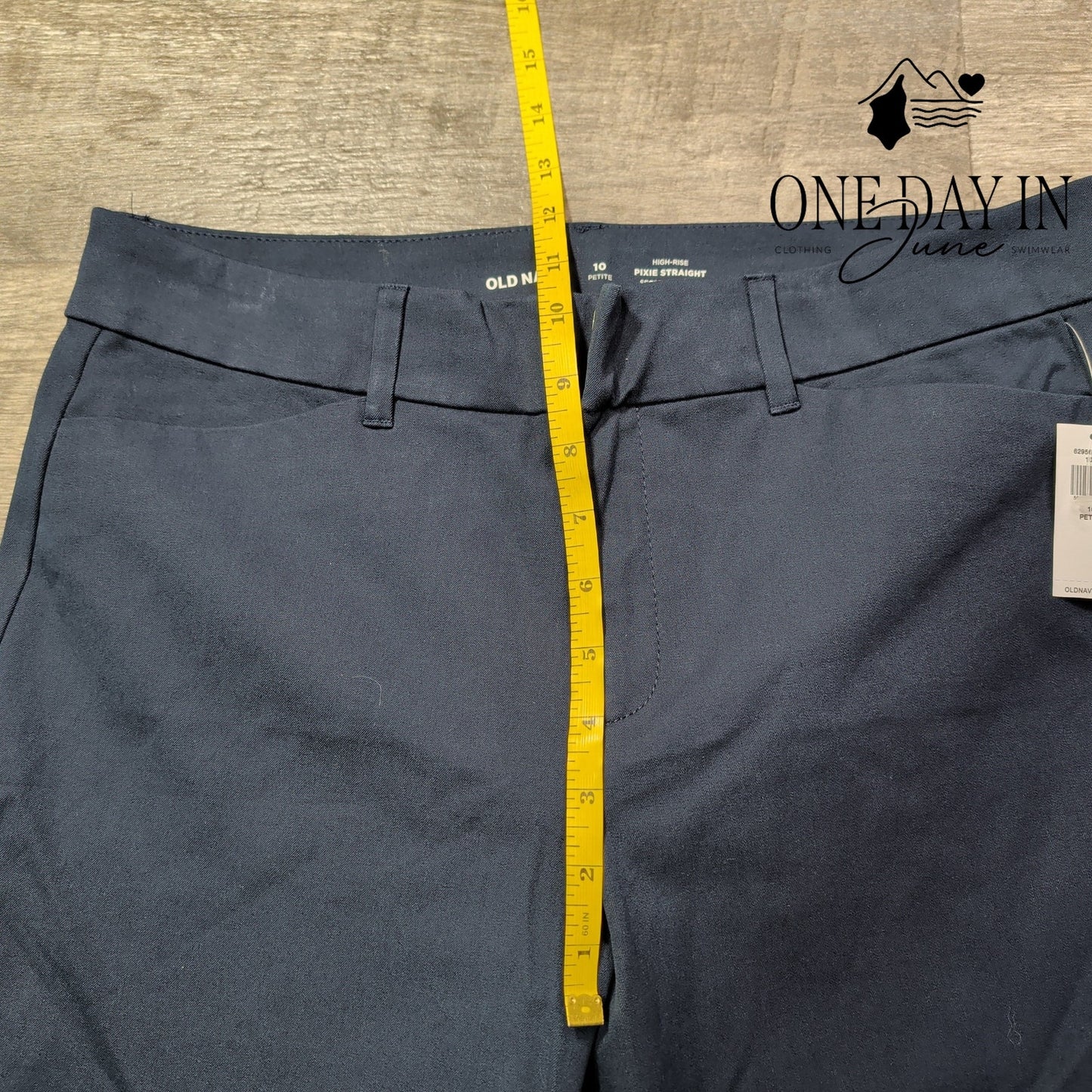 Old Navy High Rise Pixie Straight Pants Black Petite NWT Size 10P