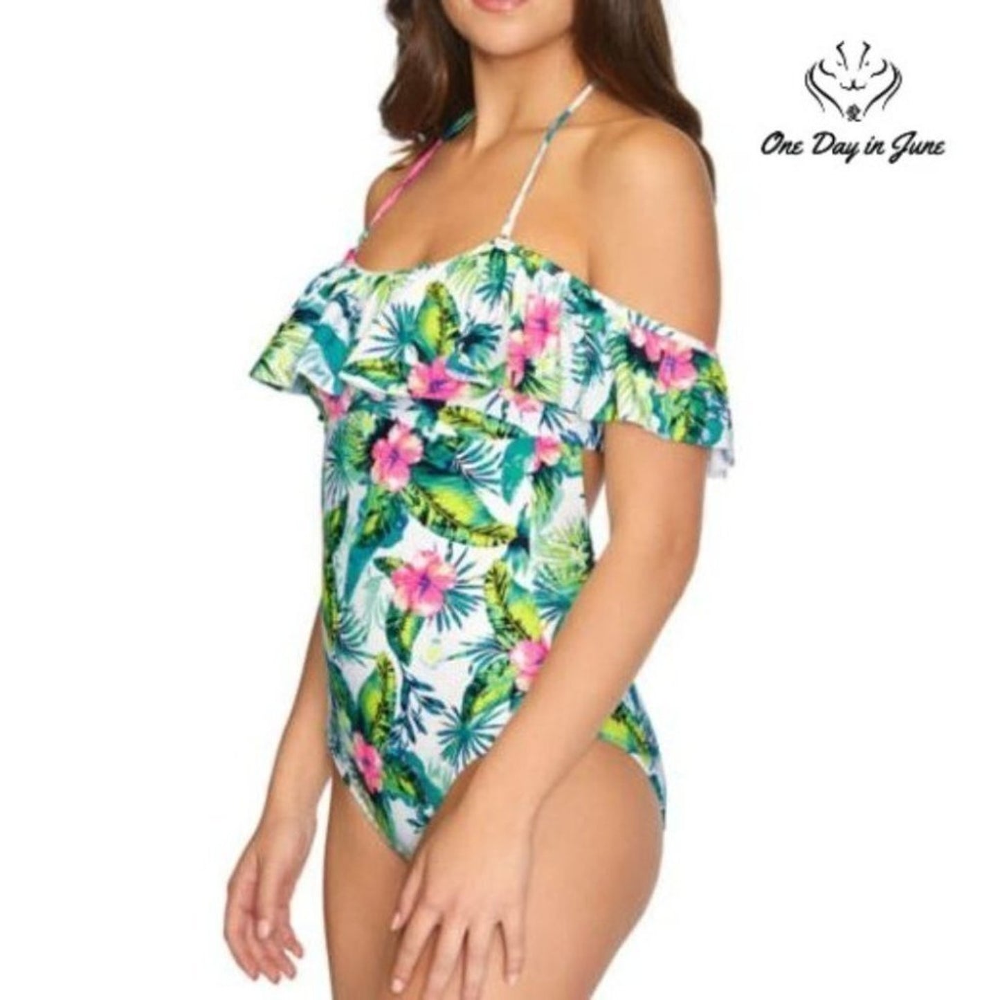 Arizona Jean Co. Junior's Floral One Piece Size L