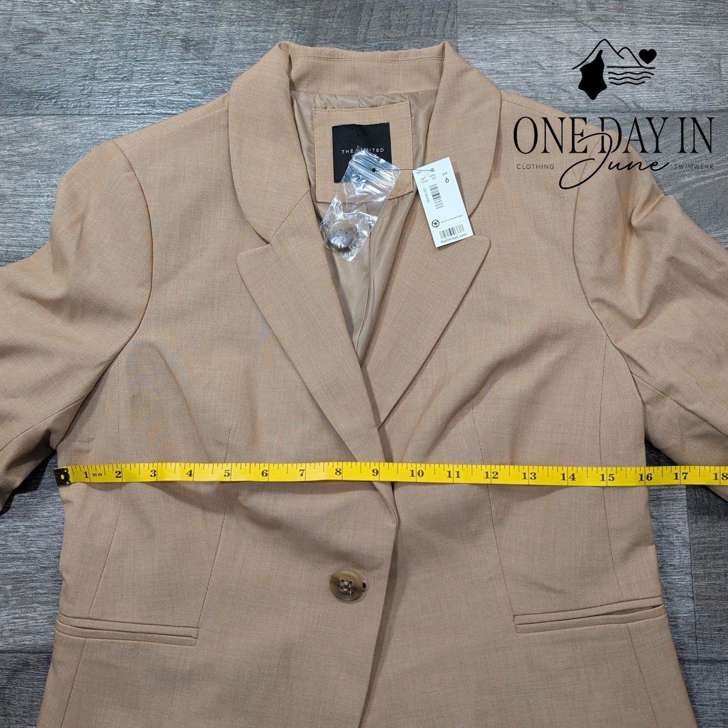 The Limited Collection Blazer Tan Camel One Button Tailored NWT Size 6