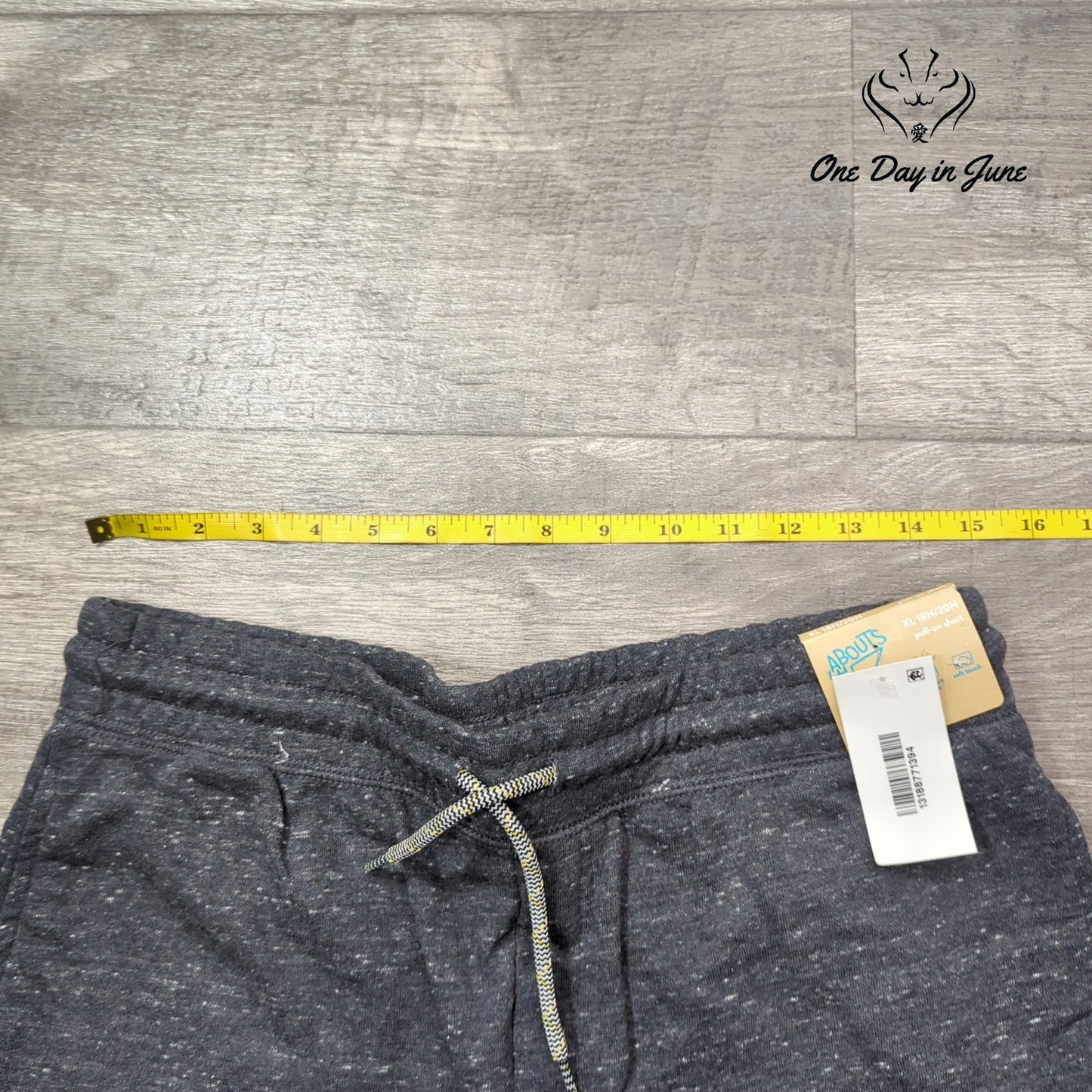 There Abouts Drawstring Pull On Shorts Size XL (18H/20H)