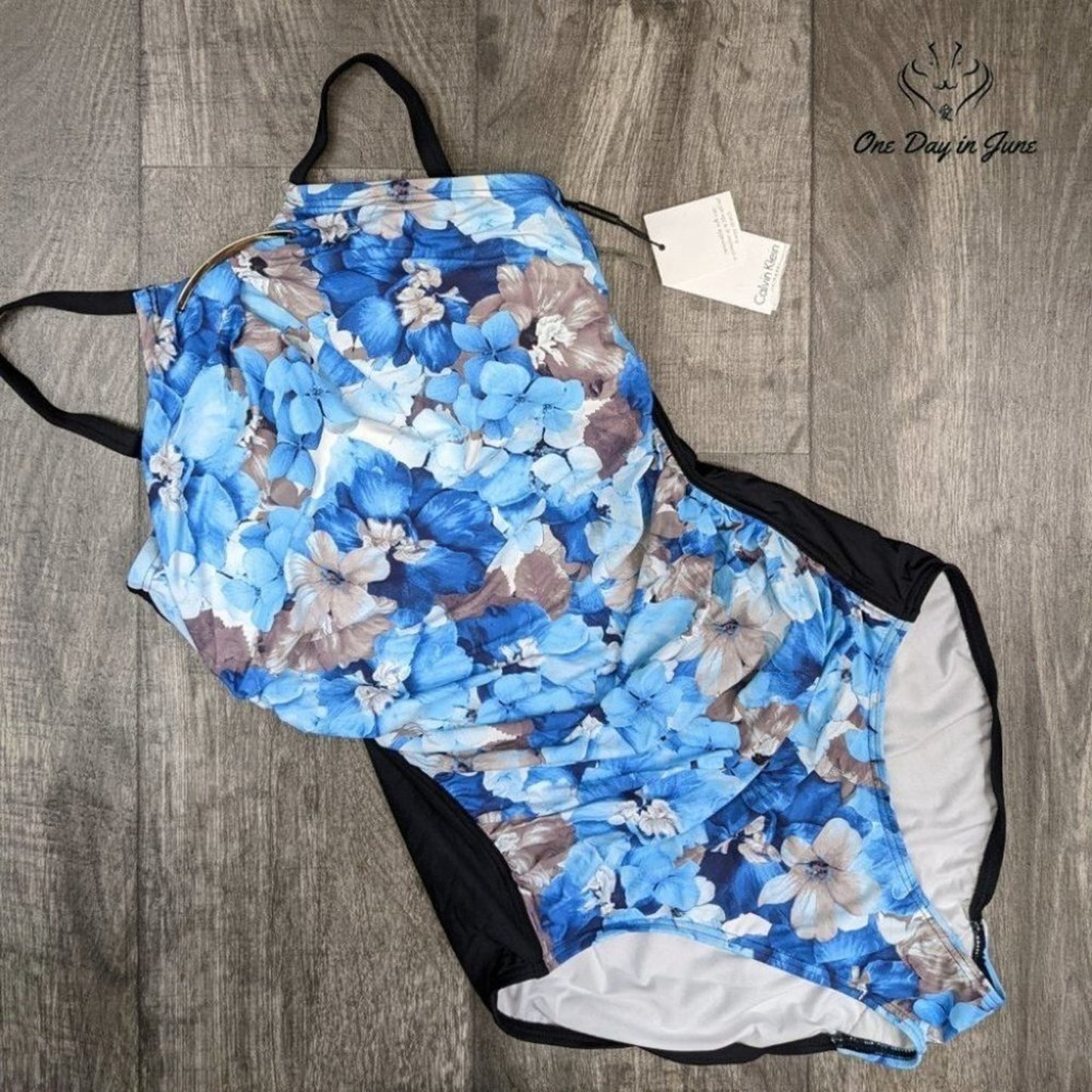 Calvin Klein Solid High Neck Pleated One Piece Swimsuit Size 8